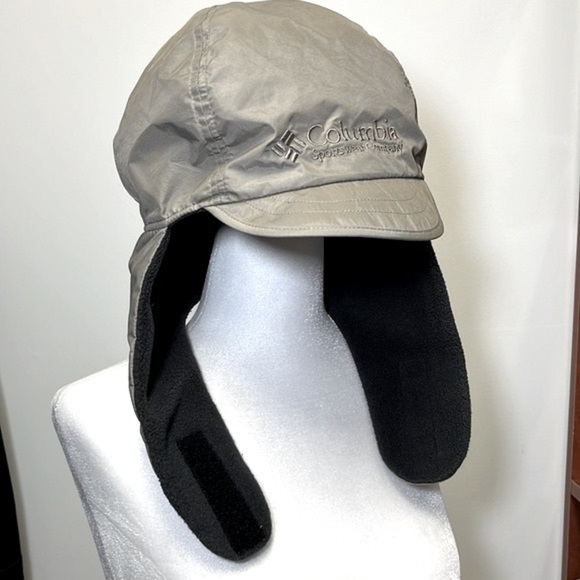 Columbia Fleece Lined Nylon Winter Hat With Ear Flaps Beige Size XL Unisex - Picture 6 of 14